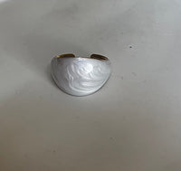 Bague blanche nacré - CÉCILE — vue 2
