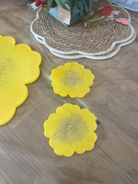 Plateau et ses deux sous verres assortis jaune - élégance moderne — vue 3