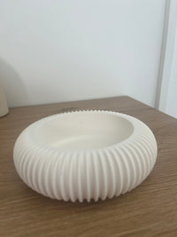Vide poche rond à bandes en jesmonite — vue 3